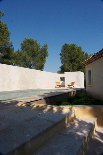 Jean-baptiste-bouvet-swimming-pool_1_large
