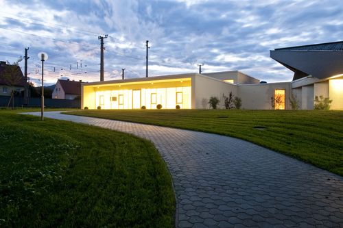Aufbahrungshalle-46_large