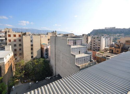 111105-garden-with-acropolis-01_large