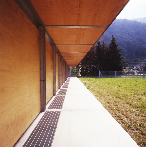 Centro_sportivo_valbrona_2_large