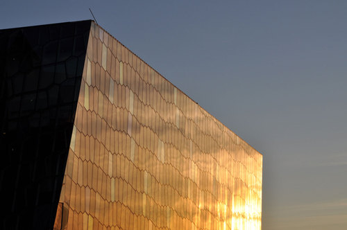 Harpa_facade_06_os_large