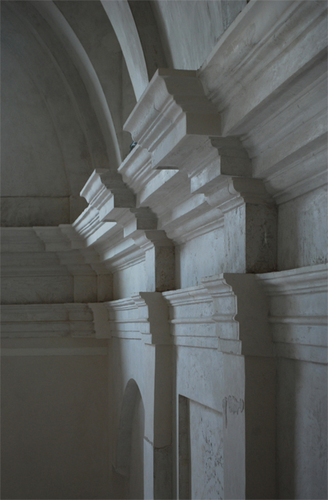 010_large