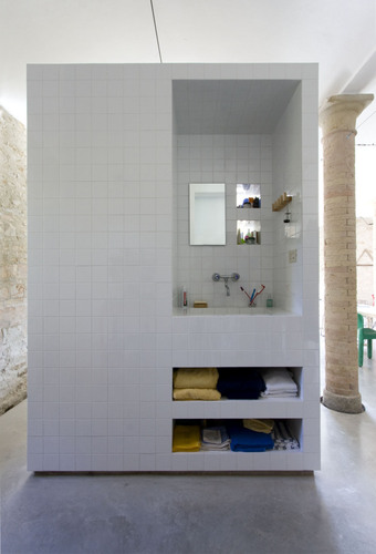 22_tiles_and_concrete_large