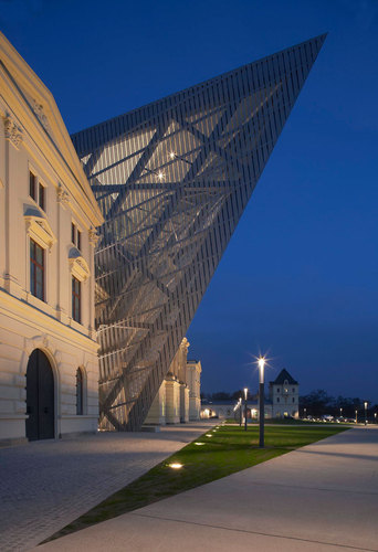 Daniel-libeskind-dmhm-31_large