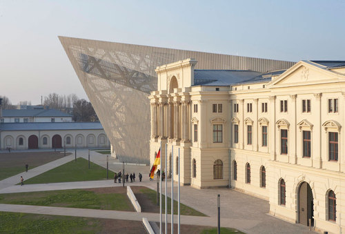 Daniel-libeskind-dmhm-41_large