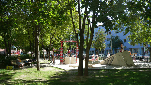 Kal_playground_1_large