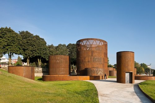 616-68-nieto-fuensanta-sobejano-enrique-museo-interactivo-de-la-historia-de-lugo-lugo-galicia_large