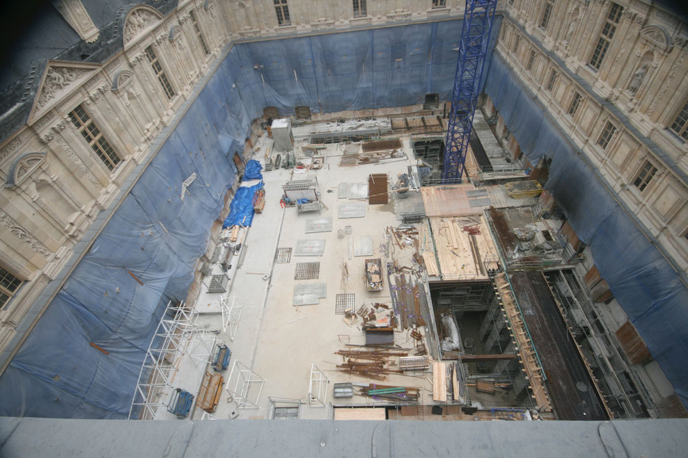 7---la-cour-visconti-le-12-f‚vrier-2011_full