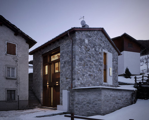 Es_casa-up-1_large