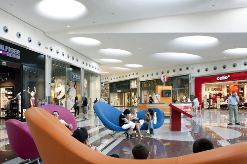 02_hall_large