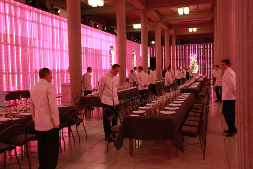 19_dinner_-_copyright_oma_large