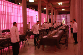 19_dinner_-_copyright_oma_normal