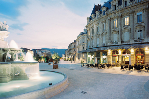 Valence-04_large
