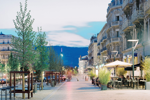Valence-03_large