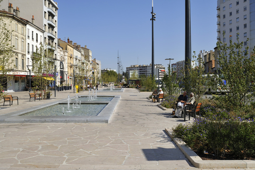 Valence-2009-1_large
