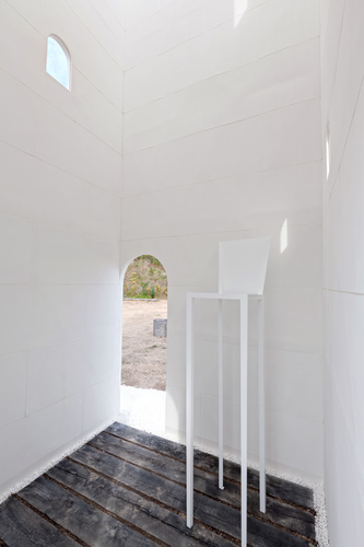 Interior_large