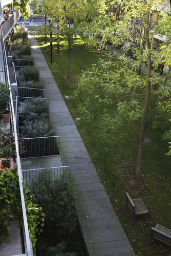4_open-ditch-at-the-foot-of-the-building_large