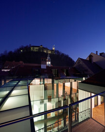 Ofis_baroque-court-apartments_2012_ljubljana_1_normal