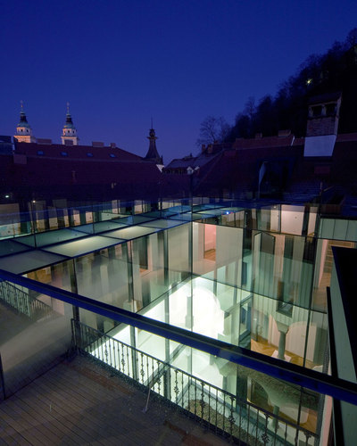Ofis_baroque-court-apartments_2012_ljubljana_13_large