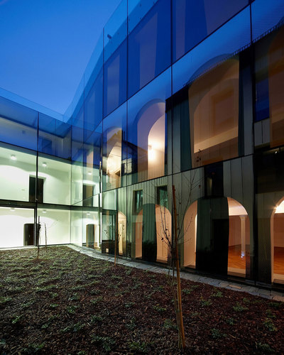 Ofis_baroque-court-apartments_2012_ljubljana_16_large