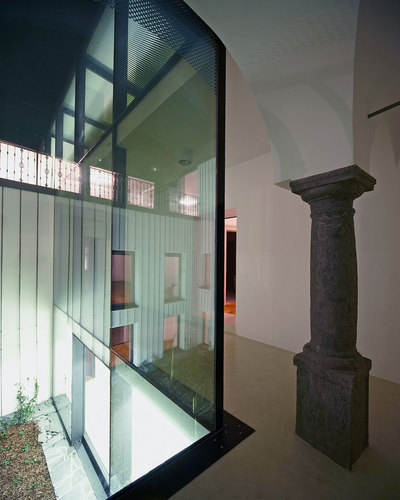Ofis_baroque-court-apartments_2012_ljubljana_24_large