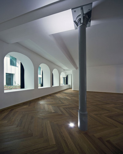 Ofis_baroque-court-apartments_2012_ljubljana_31_large