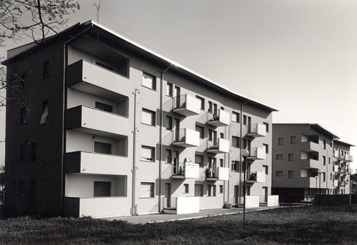 04_large