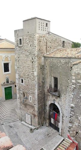 1956922081_large