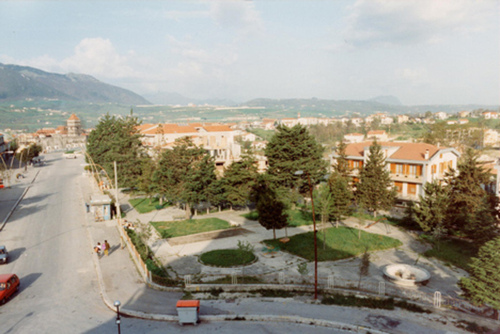 1327421037_large