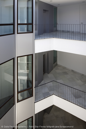 Costafierros_viviendas-y-oficinas-en-malaga05_large