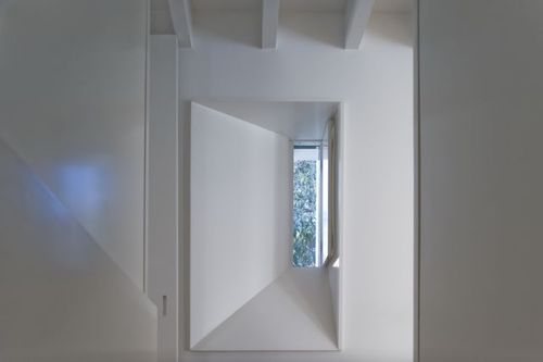 046_large