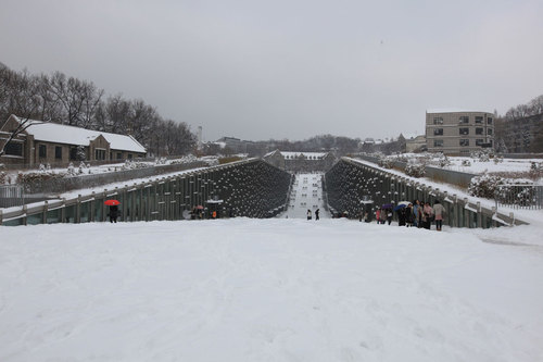 2011_ewha-valley_suk-joon-yoon_03_large