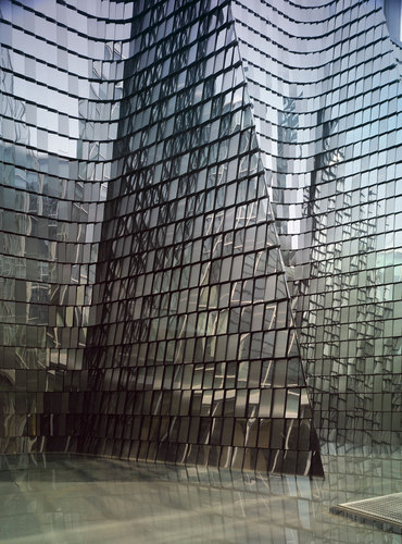 Ufe_0805-ext_am-18_large