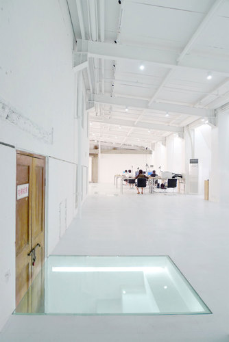 Lycs-architecture-new-office-13_large