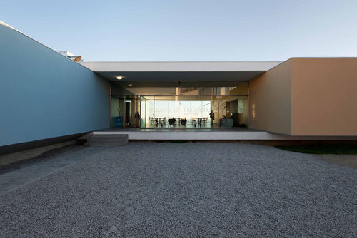 Lfa_20110202_075_large
