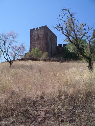 Castello-di-silves_13_jn_large