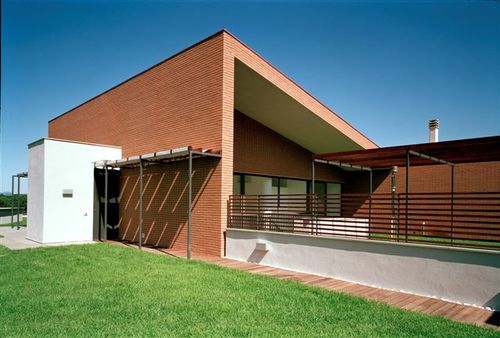 001_fog_house_large