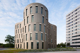 Henn0835-ep02673-006_normal