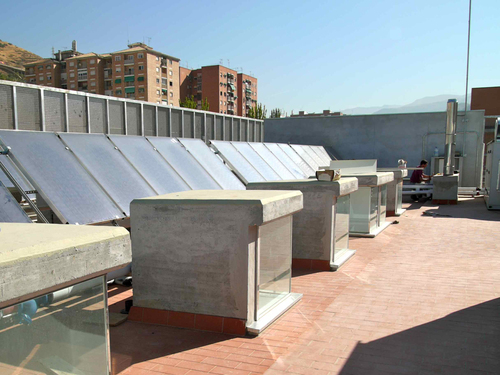 E03_piscina_gr22_large