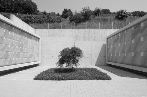Qm042_cimitero_004_fotomengani_large