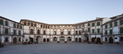 Plaza_ochavada_large
