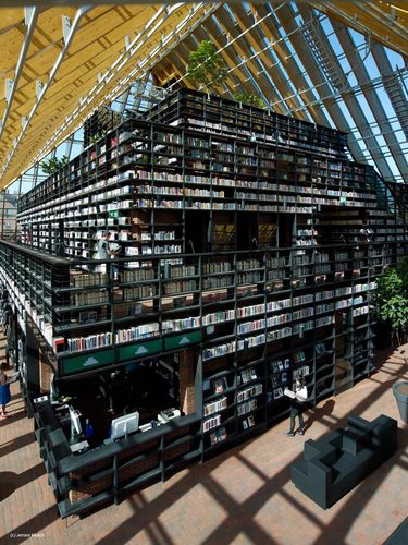 Mvrdv-book-mountain-_c_-jeroen-musch-007_large