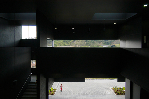 Fernando_botero_library_park_27_large