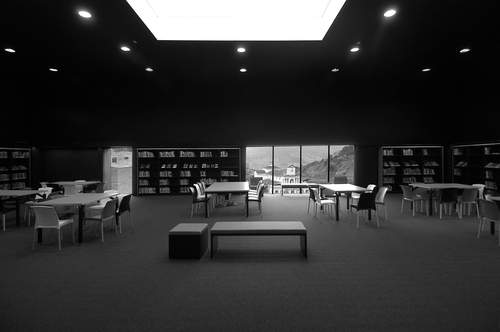 Fernando_botero_library_park_57_large