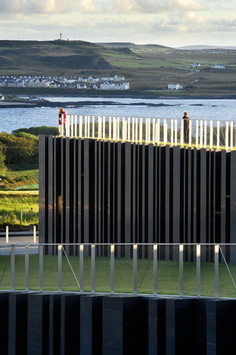 H_p_giants-causeway_©hufton_crow_013_large