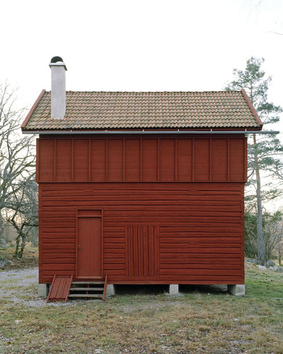 4-general-architecture-sweden-summer-house-photo-by-mikael-olsson-web_large