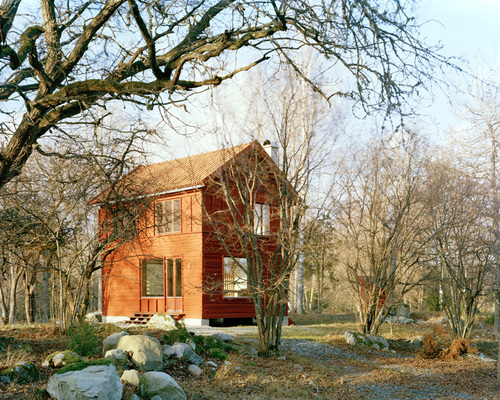 8-general-architecture-sweden-summer-house-photo-by-mikael-olsson-web_large