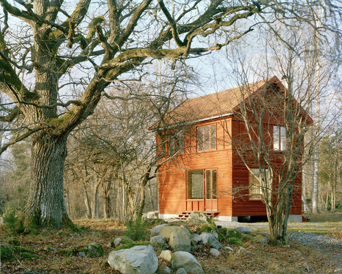 10-general-architecture-sweden-summer-house-photo-by-mikael-olsson-web_large