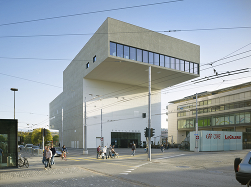 Copyright-ruedi-walti_theater-fribourg_exterior-6_large