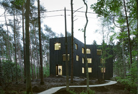 51n4e_125_huis_aan_t_laar_photos_001_copyright_filip_dujardin_normal